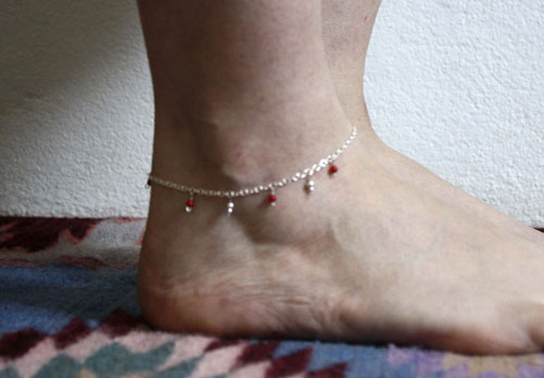 Corail, chaîne de cheville et bracelet récif corallien en argent et corail rouge