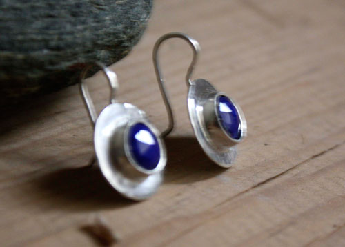 Lapis, boucles d’oreilles égyptiennes en argent et lapis-lazuli