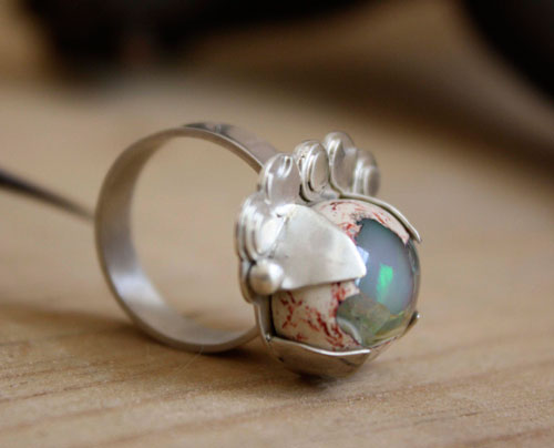 Nébuleuse, bague astronomie en argent et opale cantera mexicaine