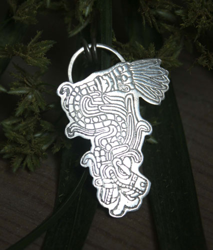 Serpent à plumes, pendentif quetzalcoatl, dieu aztèque en argent