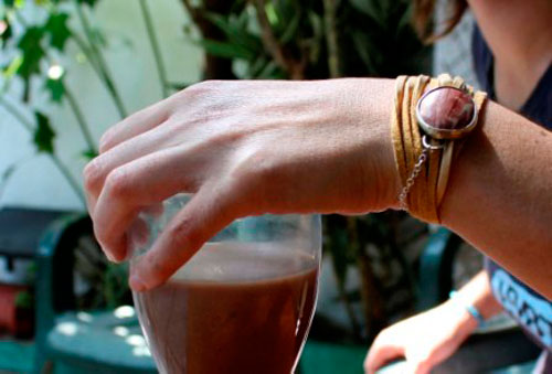 Shina, bracelet sable rouge en argent, cuir et jaspe paysage