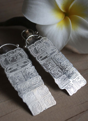 Compte long maya, boucles d’oreilles du calendrier maya en argent