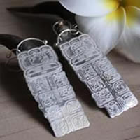 Compte long maya, boucles d’oreilles du calendrier maya en argent