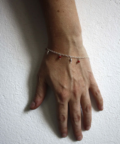 Corail, chaîne de cheville et bracelet récif corallien en argent et corail rouge