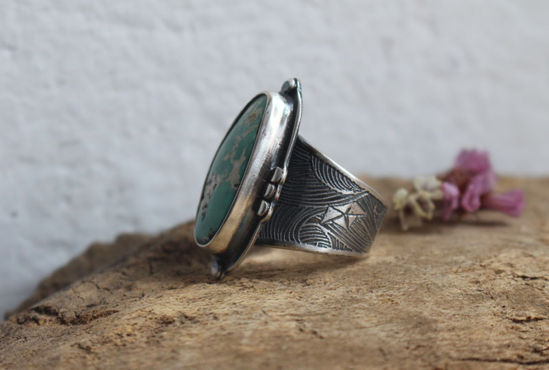 Se laisser porter, bague bateau origami en argent et turquoise Nevada