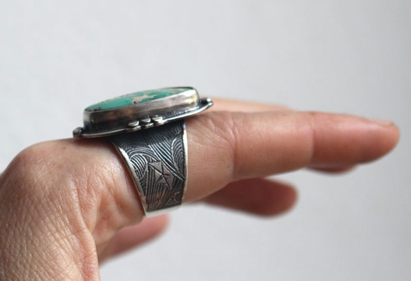 Se laisser porter, bague bateau origami en argent et turquoise Nevada