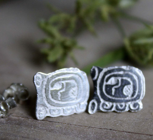 Tzolkin, boucles d’oreilles puces calendrier maya en argent