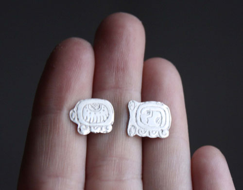 Tzolkin Tzolkin, boucles d’oreilles puces du calendrier maya en argent